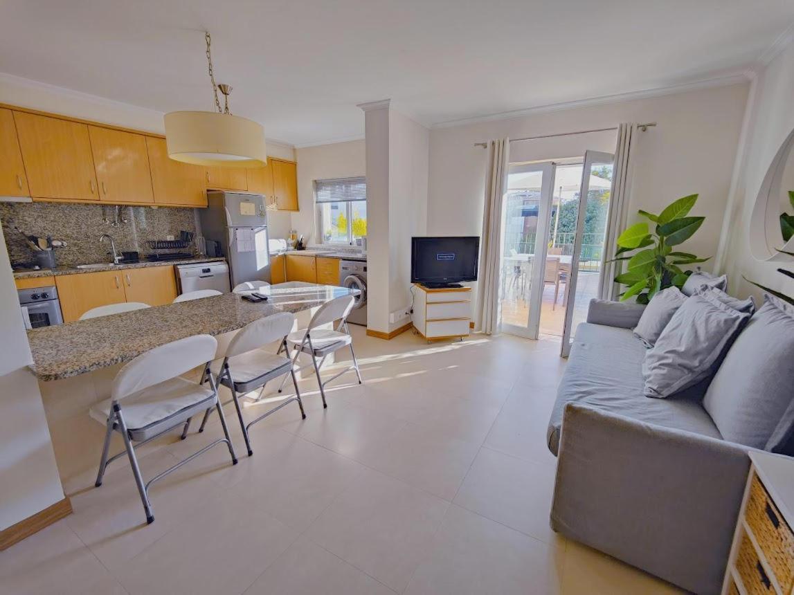 Place In The Sun - Free Out Door Jacuzzi - By Bedzy Appartement Albufeira